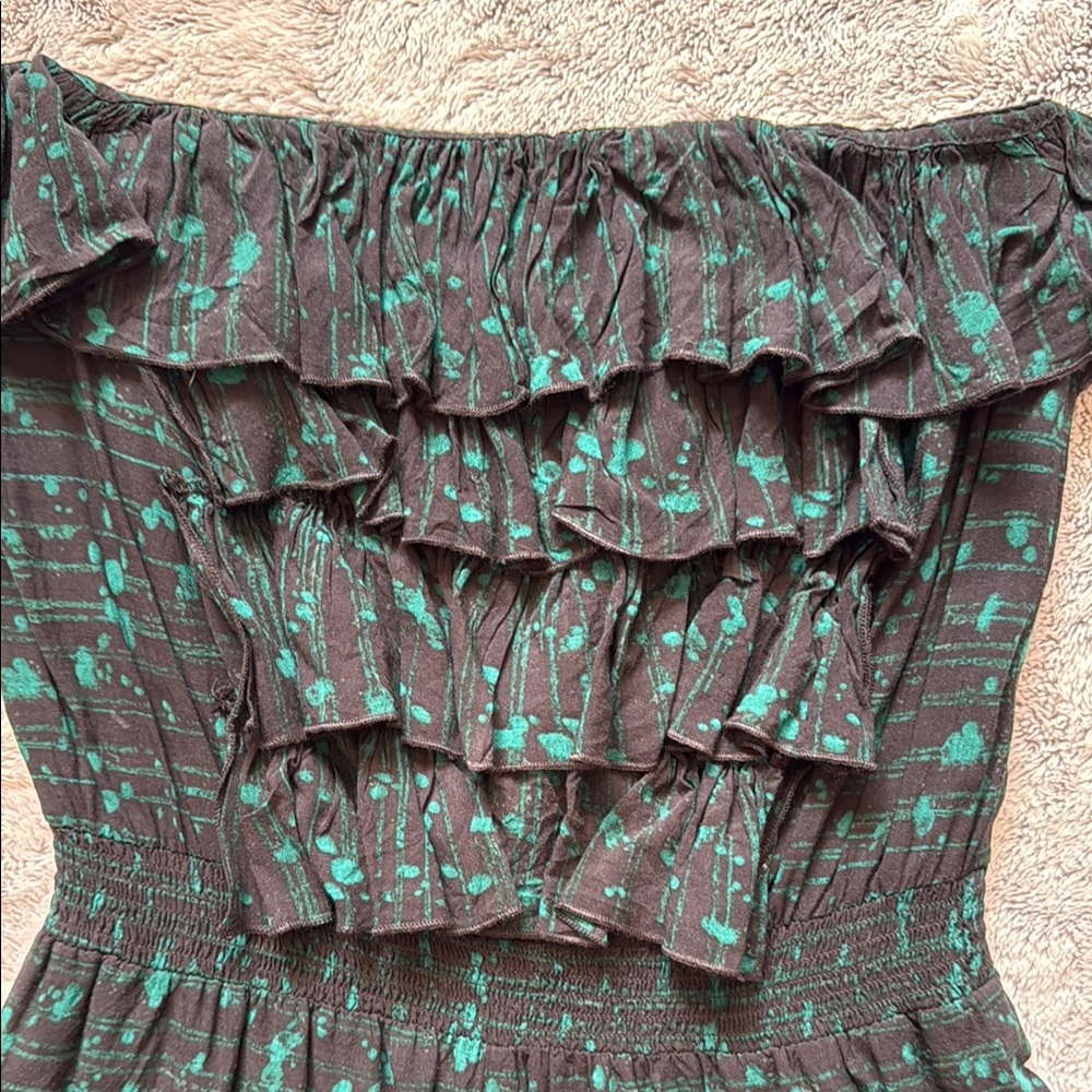 Strapless Ruffled Patterned Women’s Romper! - Picture 2 of 3